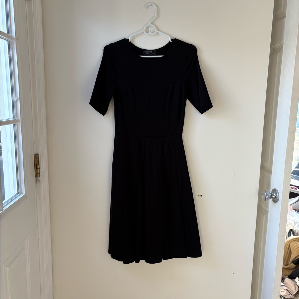 Elegant Black Dress